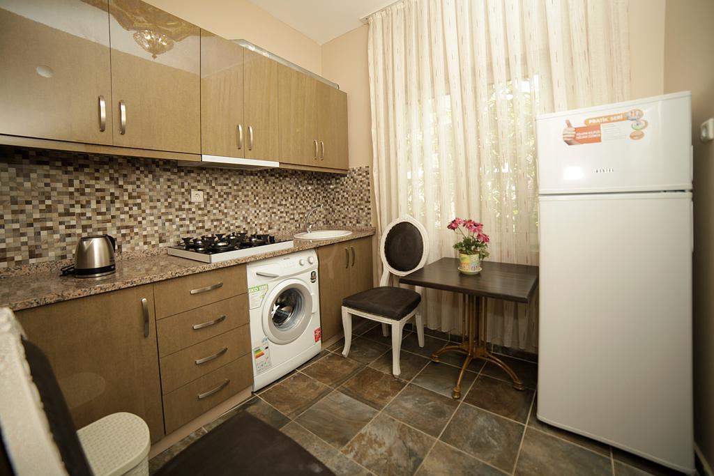 Blue Marmaray Apart Aparthotel Estambul Habitación foto